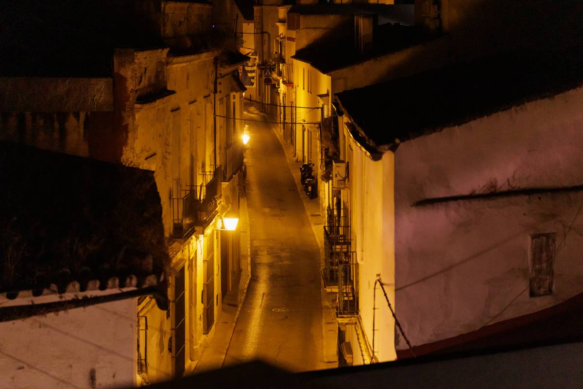 El precio de la luz hoy, martes 11 de agosto: las mejores horas para poner la lavadora y evitar los tramos más caros