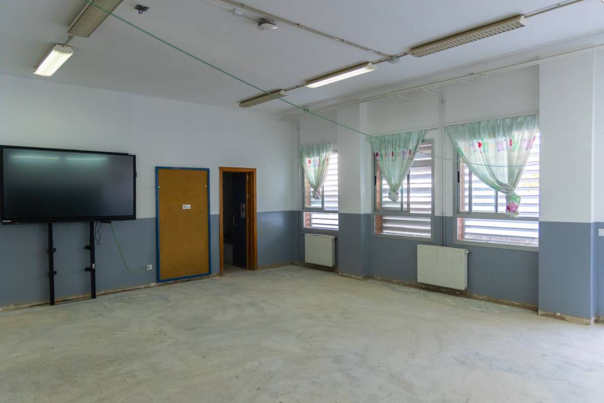 Una de las aulas remozadas en San Fernando. - Una de las aulas remozadas en San Fernando.