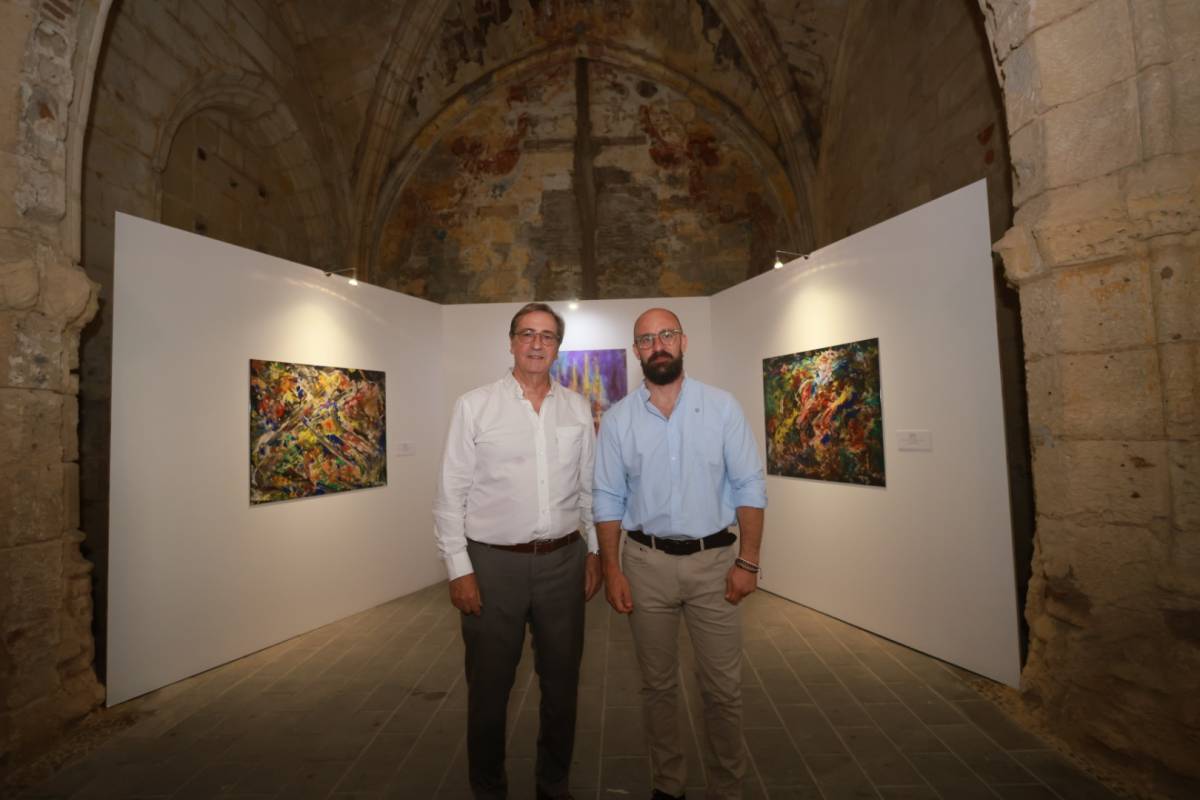 Enrique Ochoa regresa a El Puerto con su pintura más íntima: música y emoción en un escenario ideal