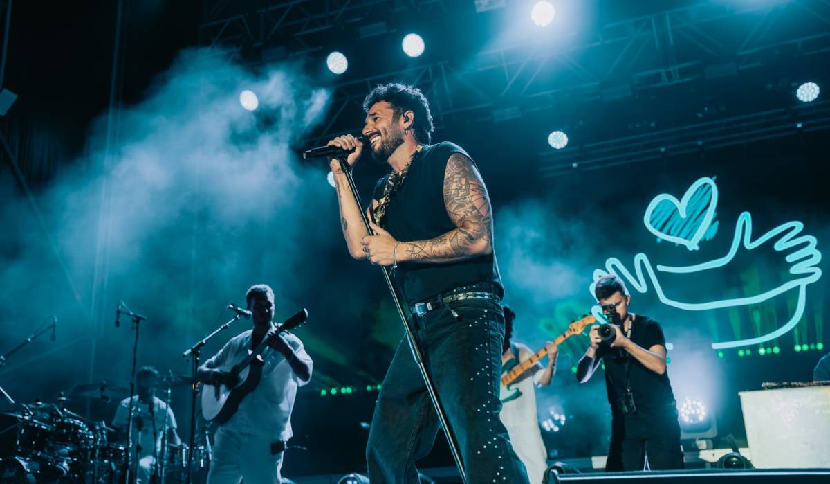 Un último 'Me Prometo' bajo las estrellas de Jerez: Antoñito Molina pone el broche al Tío Pepe Festival