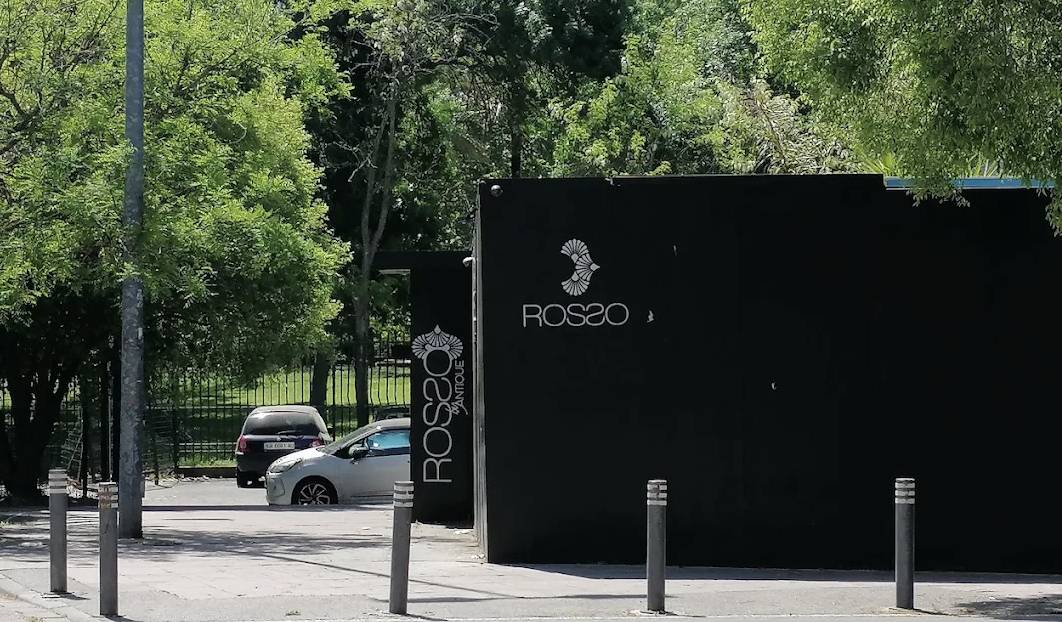 Herido en Sevilla tras recibir dos disparos en una pierna junto al puente de la Barqueta, en el entorno de la discoteca Rosso