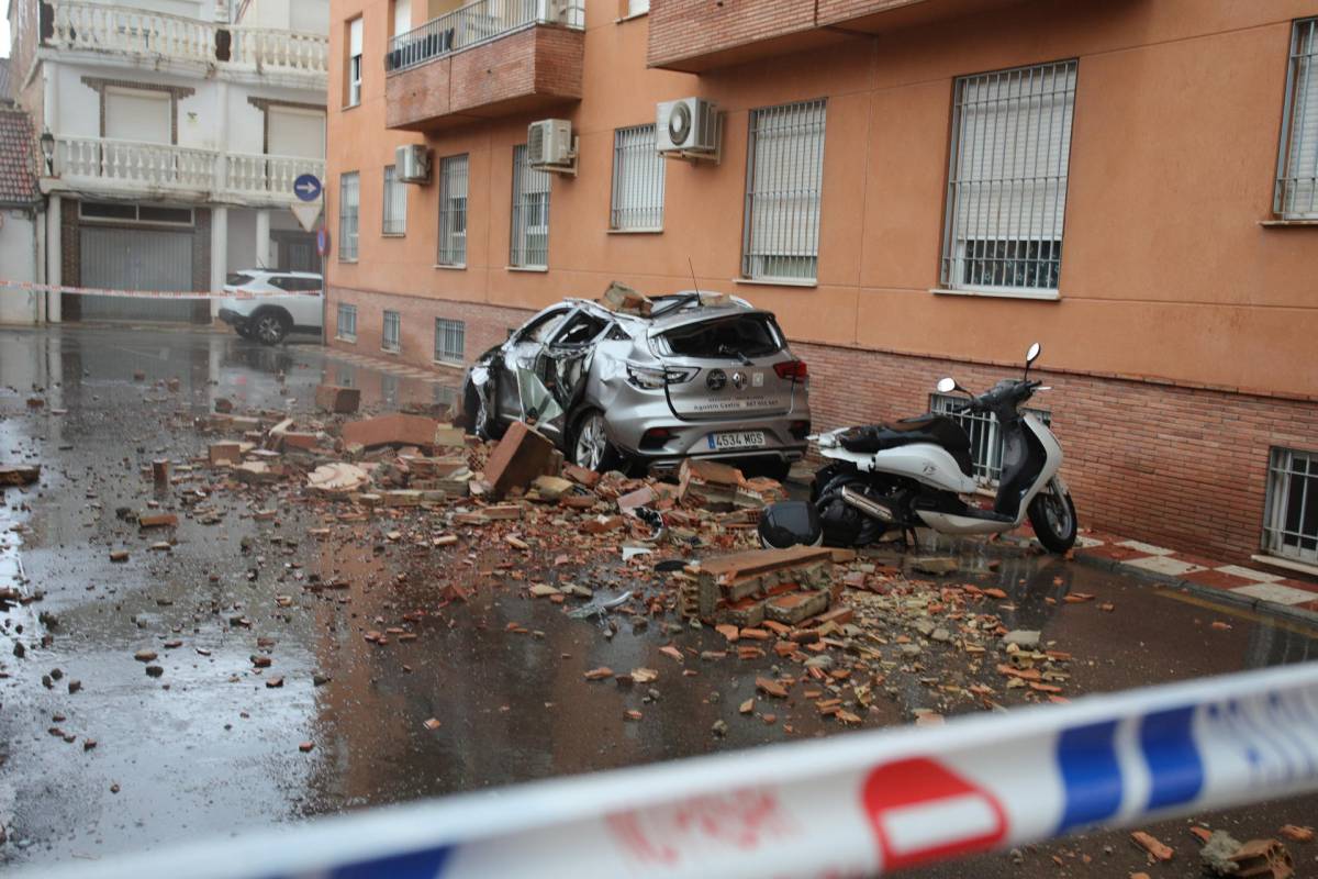 Granada hace balance de daños tras un terremoto de magnitud 5 y 40 réplicas: más de 100 llamadas para inspeccionar edificios