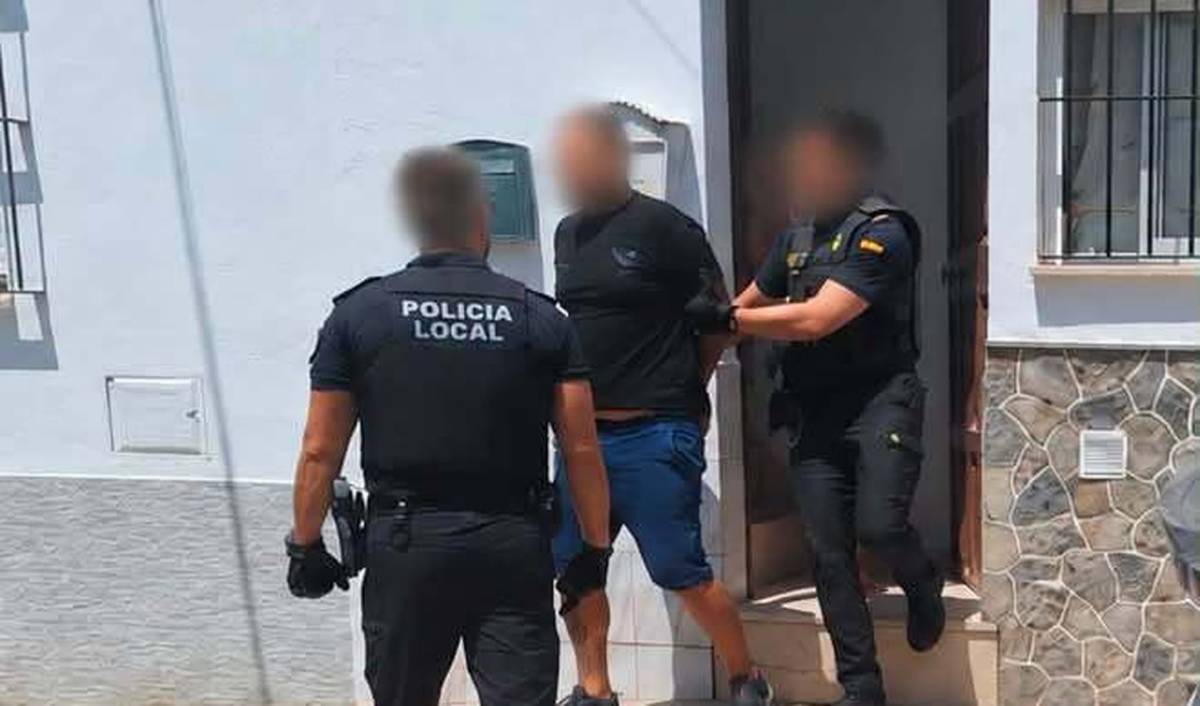 Un agresor en Algodonales provoca fracturas graves a varios vecinos: uno de ellos sufre daños en la zona orbital