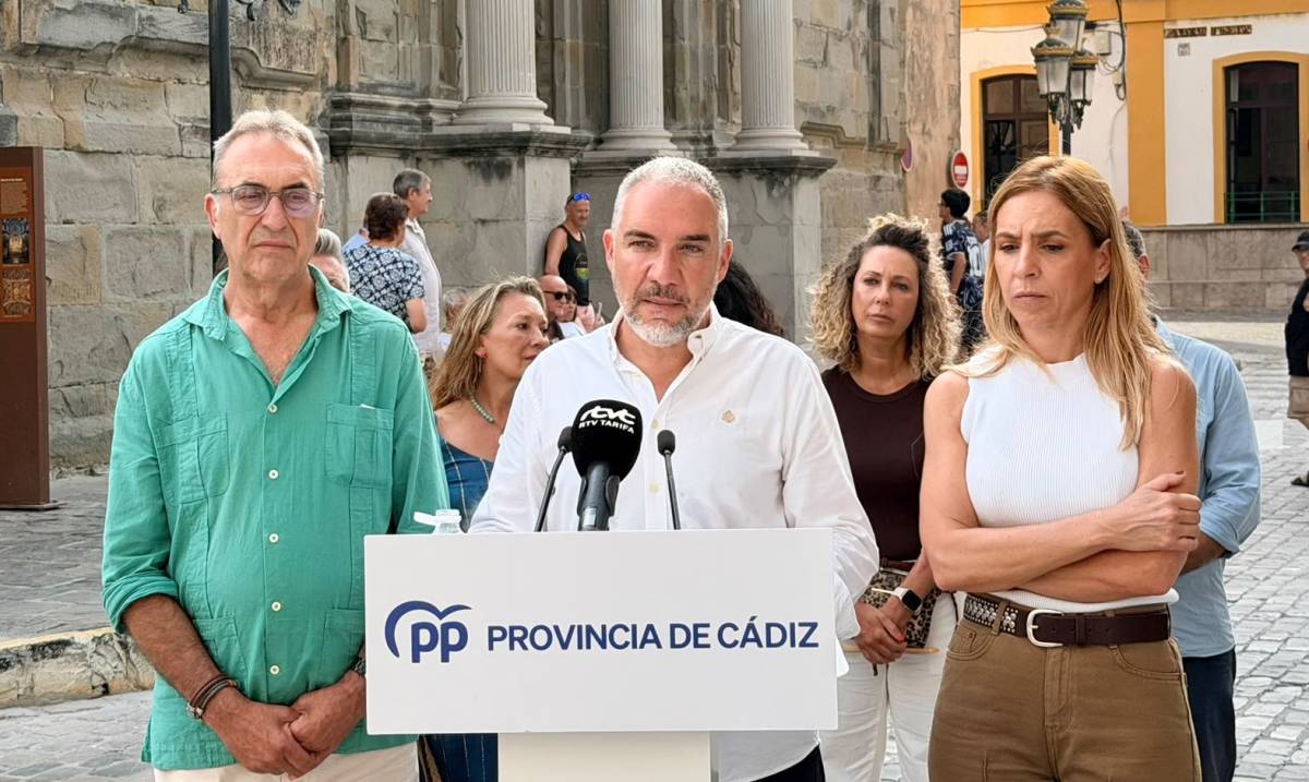 Bendodo acusa a Sánchez de convertir Ceuta en un 