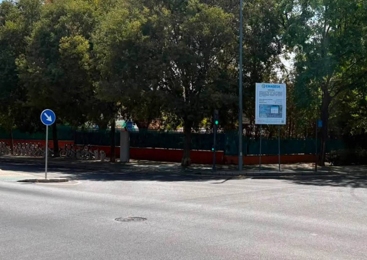 Cambios de tráfico en Sevilla: corte total de una calle y desvíos por obras 