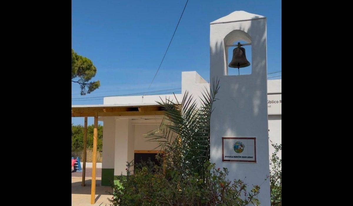 Clausuran un colegio en Conil por riesgo de derrumbe