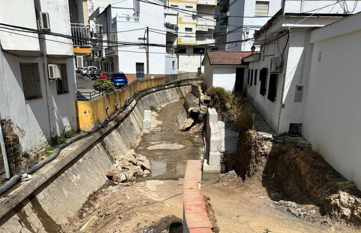 Obras de prevención de inundaciones llevadas a cabo por la Junta en Ubrique.