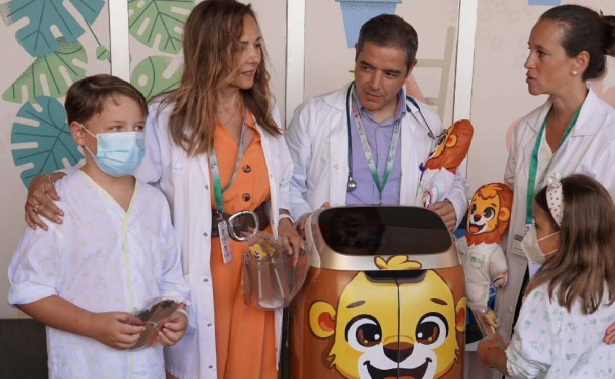 Leo, el robot león que acompañará a los niños del Reina Sofía - Leo, el robot león que acompañará a los niños del Reina Sofía