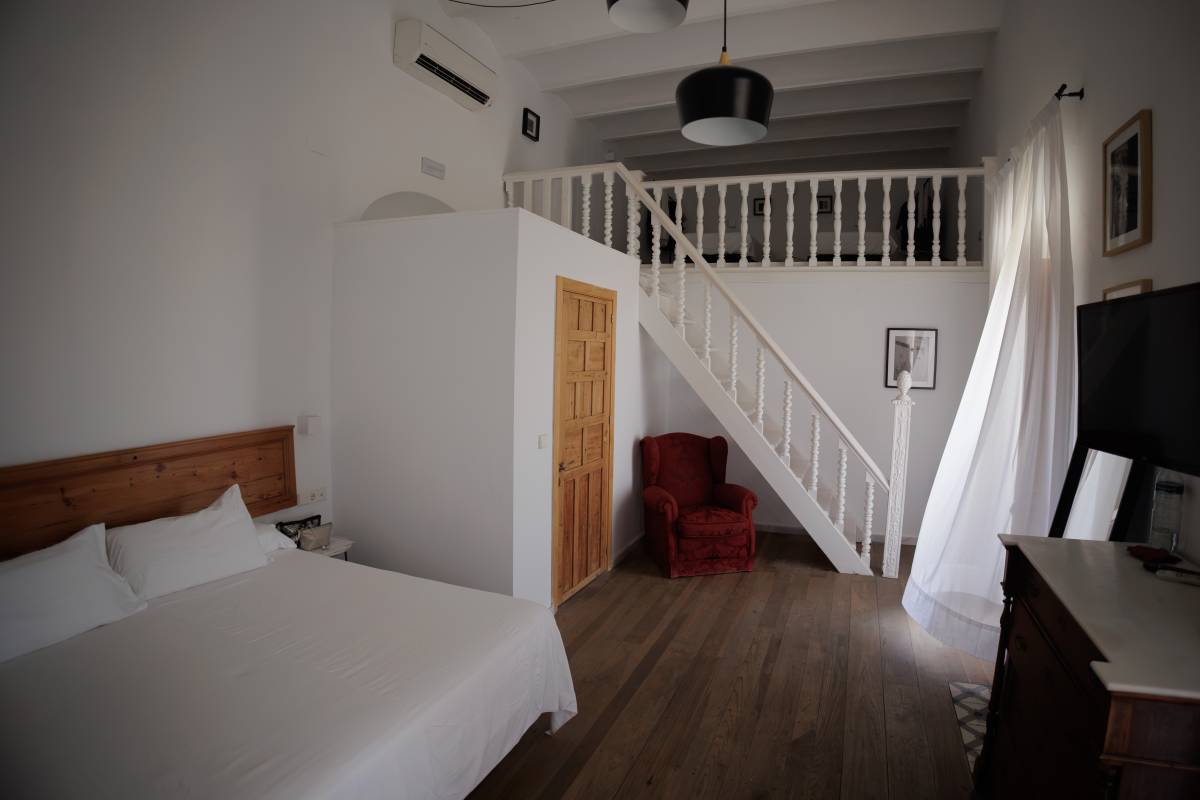 JOSE BOSH HOTEL BEKKEH VEJER