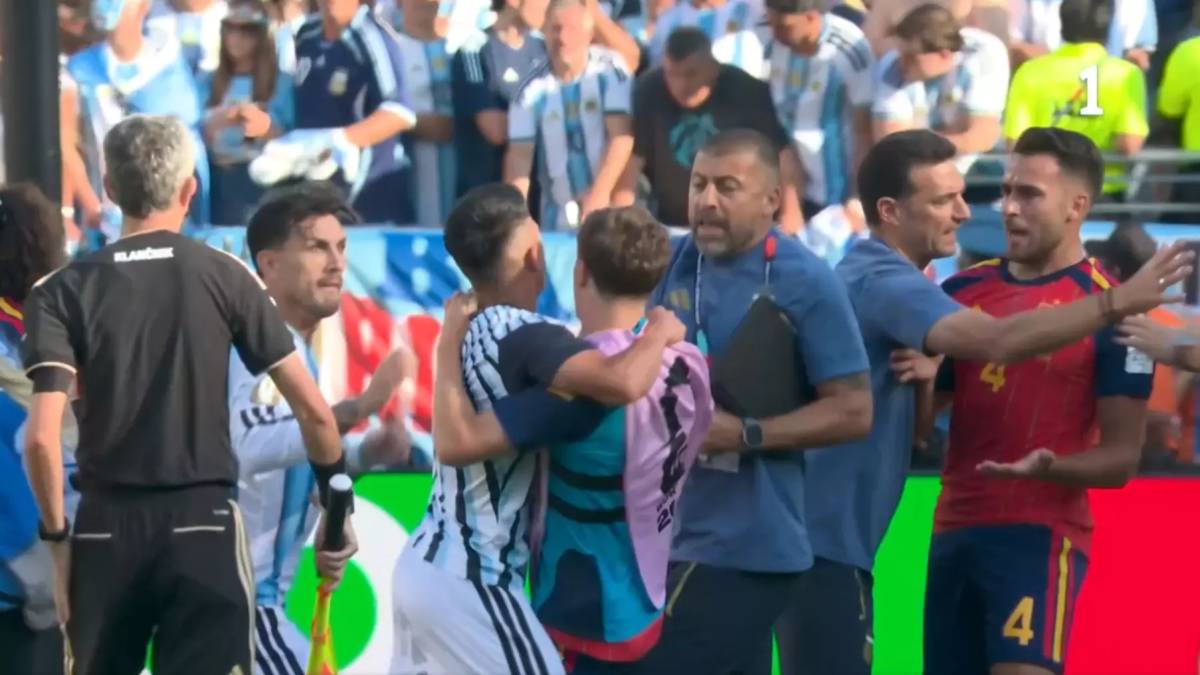 Paredes, sancionado diez partidos por la 'pelea' en la final del Mundial: suspensiones también para Gavi y tres argentinos más