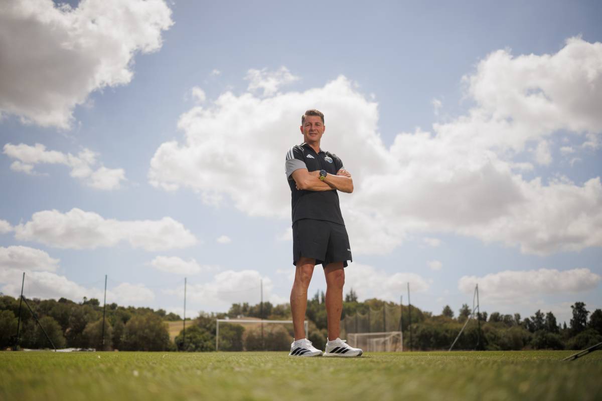 Jesús Casas, el gaditano que salió del barro para entrenar por el mundo: 