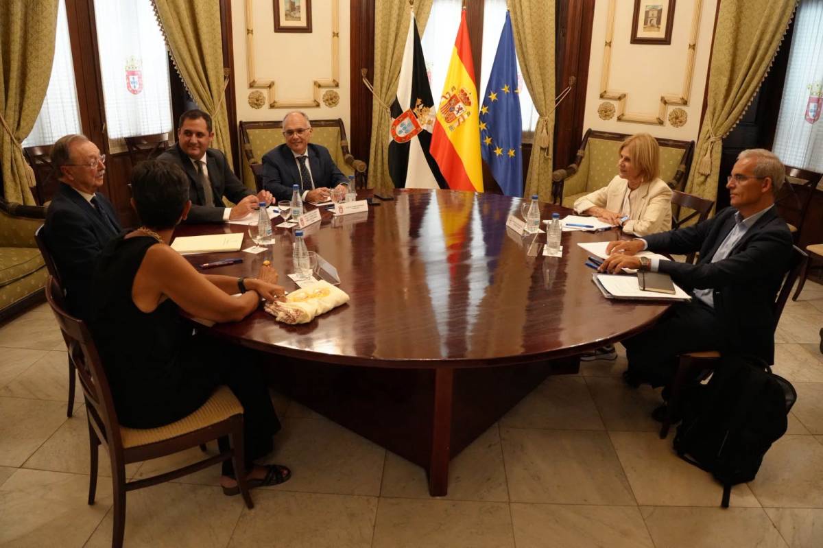 García-Pelayo, durante su visita a Ceuta como presidenta de la FEMP. - García-Pelayo, durante su visita a Ceuta como presidenta de la FEMP.