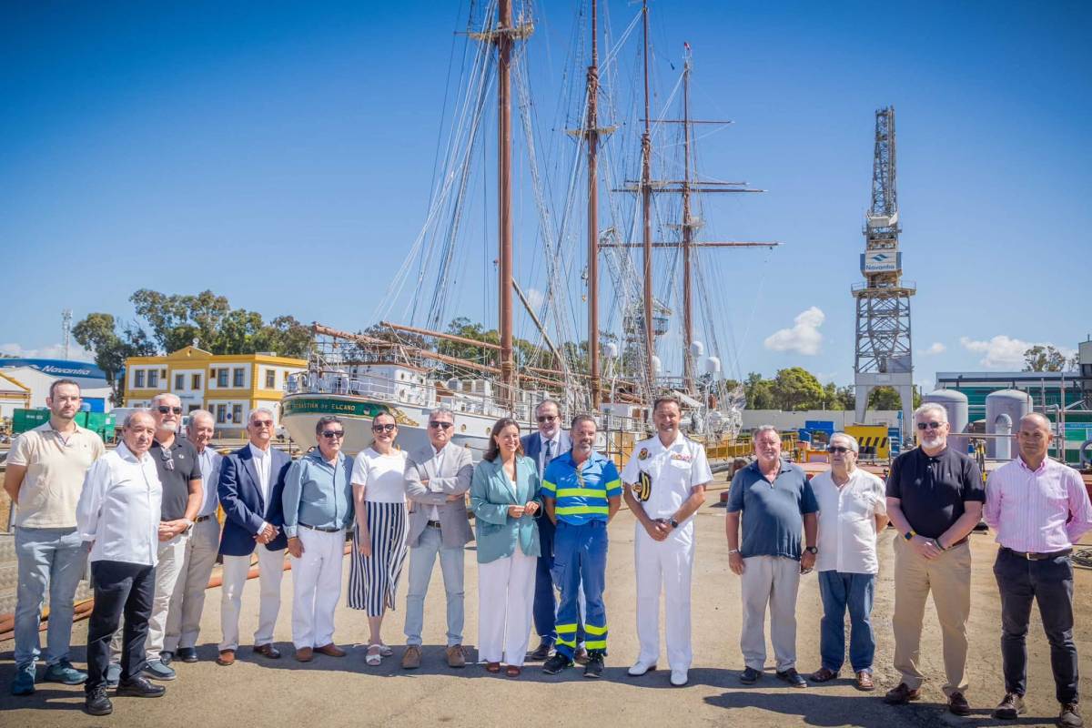 San Fernando premia al buque escuela Juan Sebastián de Elcano: se podrá visitar una vez más antes de su gran travesía