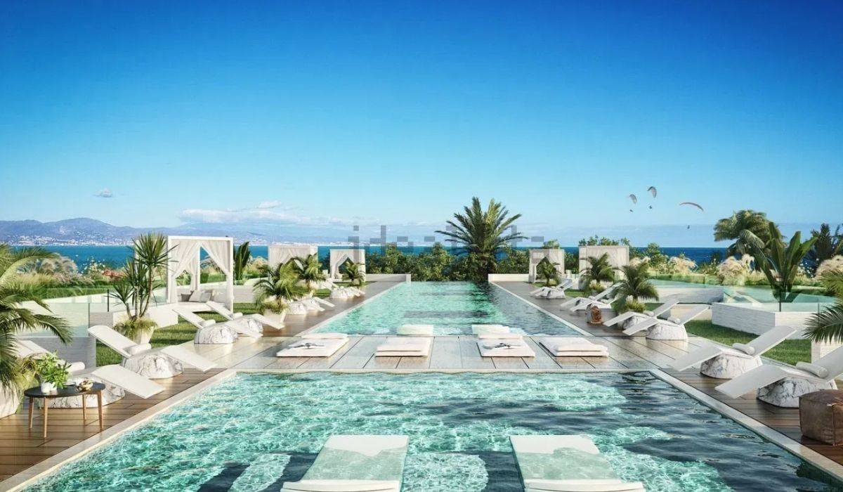 Así está el mercado de los áticos en la provincia de Cádiz: 'chill out', mega terrazas, piscinas y lujo, más 'asequibles' que el de Ayuso