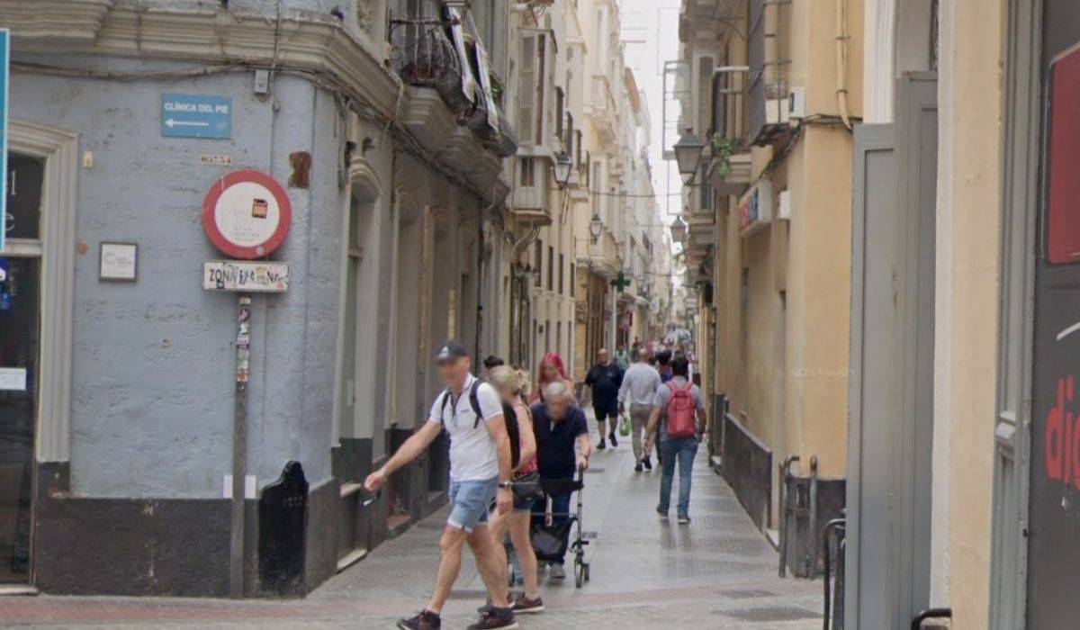 El curioso anuncio en un portal inmobiliario, 'se traspasa inmobiliaria en Cádiz': esto es lo que cuesta meterse en el sector