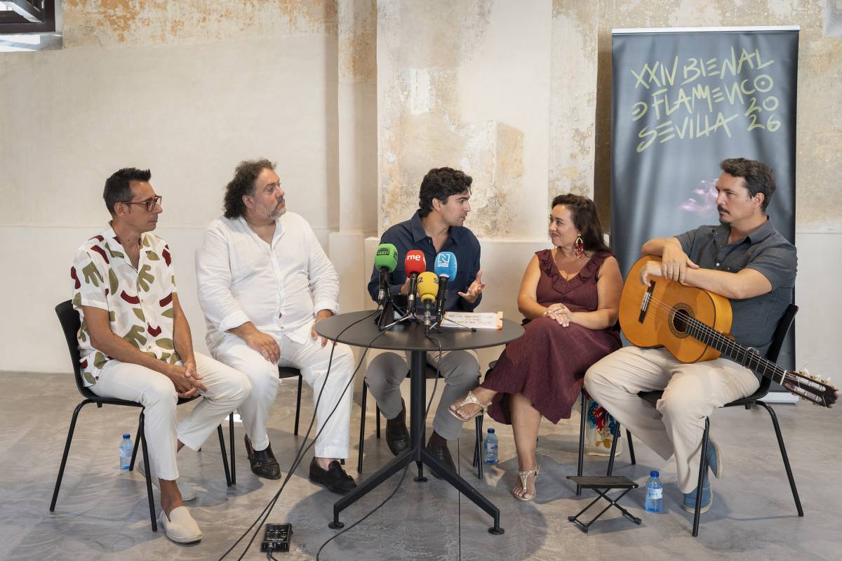 La Real Fábrica de Artillería de Sevilla acogía la presentación del nuevo proyecto de Encarna Anillo que verá la luz durante la Bienal de Flamenco