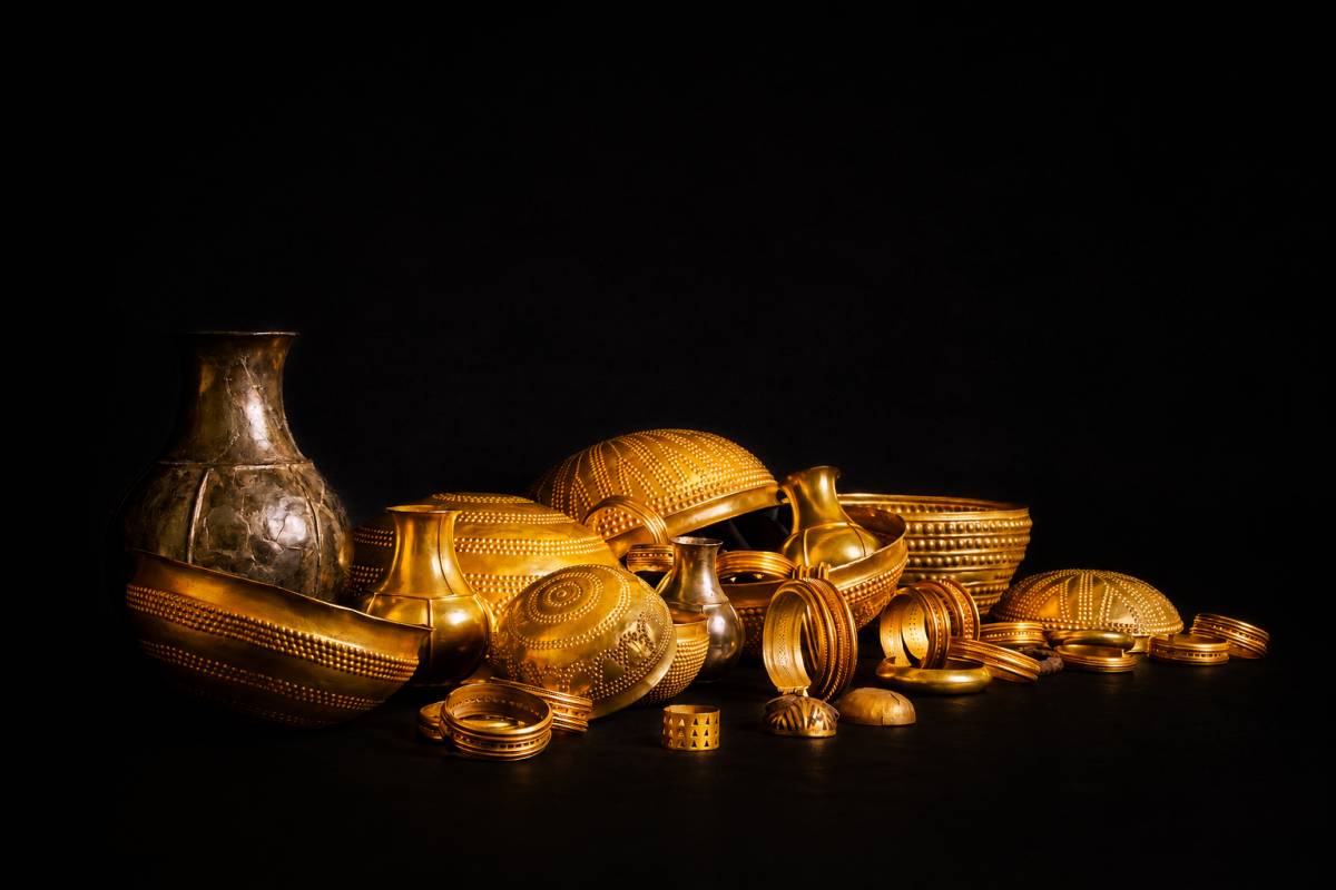 Roban el Tesoro de Villena: piezas únicas en Europa de oro, plata, ámbar y hierro con 3.000 años de historia
