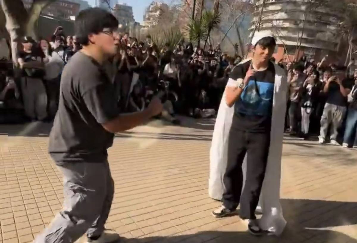 La primera batalla para farmear aura en Sevilla ya tiene fecha y escenario: así es la moda que triunfa entre los jóvenes en TikTok