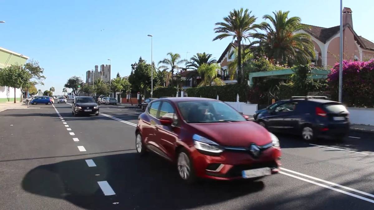 Muere una joven de 21 años en un accidente en la avenida de Bajo de Guía, en Sanlúcar: la víctima iba en patinete eléctrico
