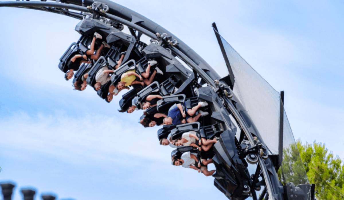 Herido un hombre tras un accidente en el parque Warner, en la montaña rusa de Batman, una de las más potentes de España