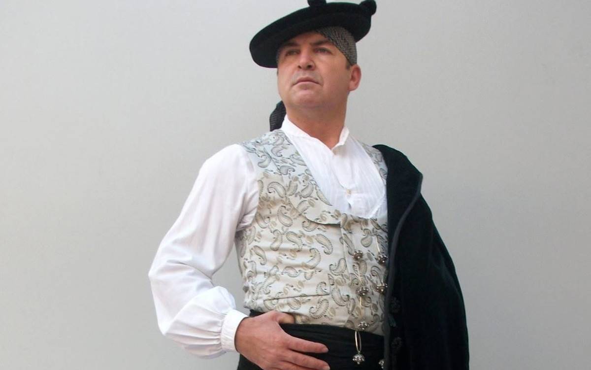 Un especialista en folclore andaluz dará a conocer danzas, costumbres y formas de vestir en Cádiz