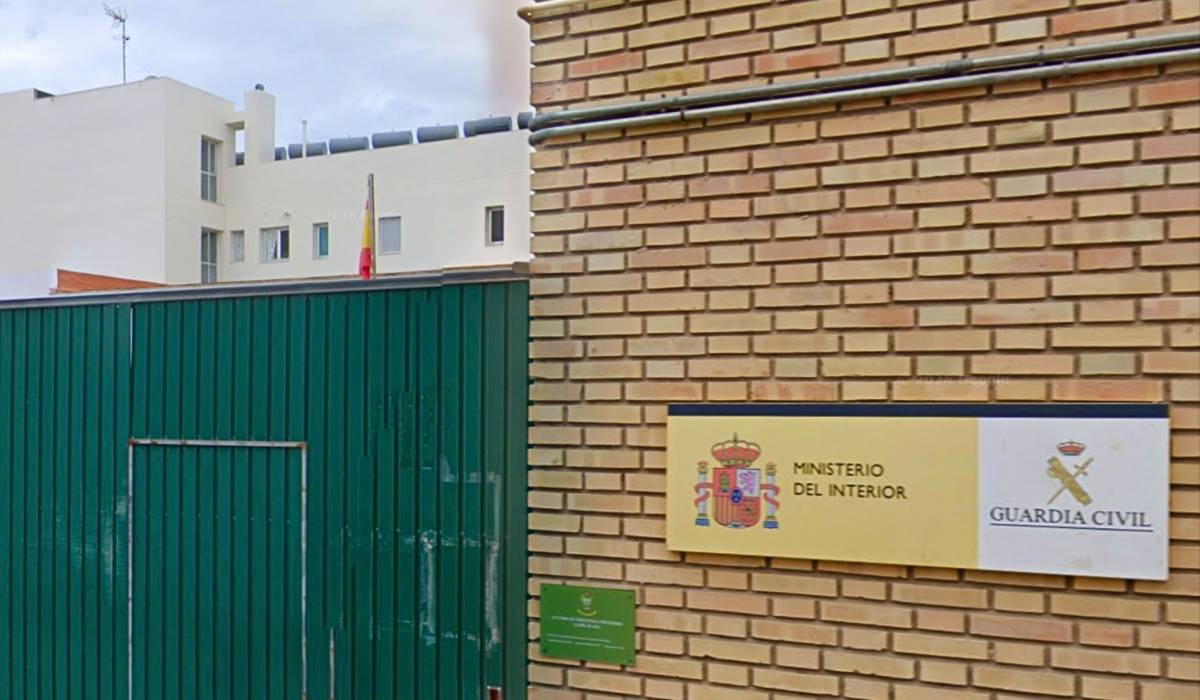 Se pone a hacer el 'cafre' con la moto por Puerto Real, le cogen y detectan que la moto fue robada hacía dos años
