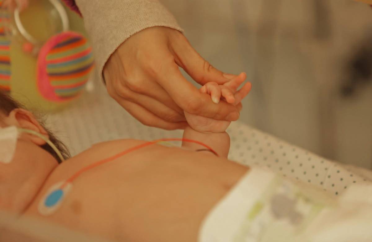 La emocionante carta de una doctora tras vivir su parto desde 