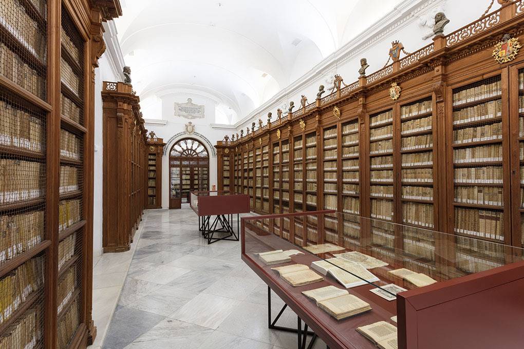 El tesoro bibliográfico de la Catedral de Sevilla vuelve a abrirse al público