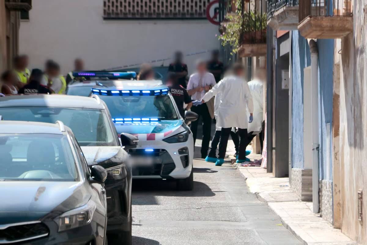 Hallados los restos óseos del bebé Nizan en la casa de Santa Bàrbara: los Mossos confirman que estaba enterrado en el domicilio familiar