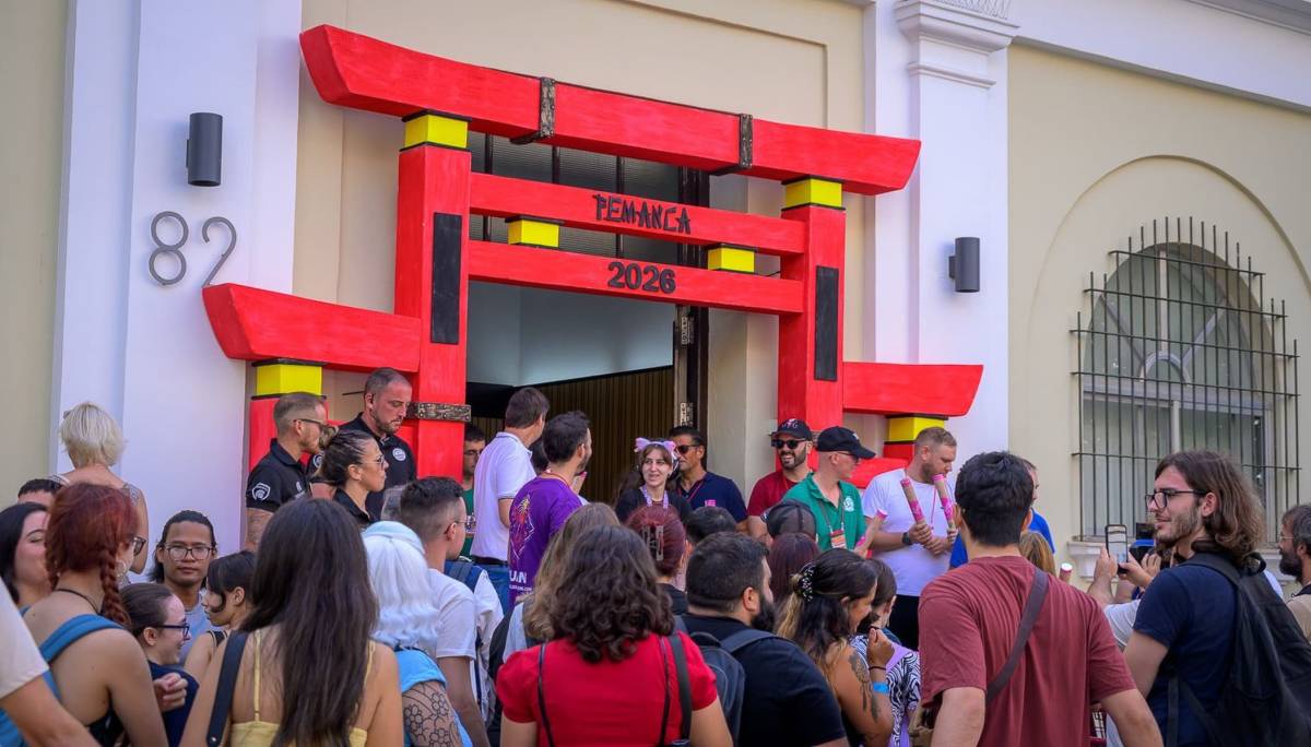 Colas en el Festival de Manga. - Colas en el Festival de Manga.