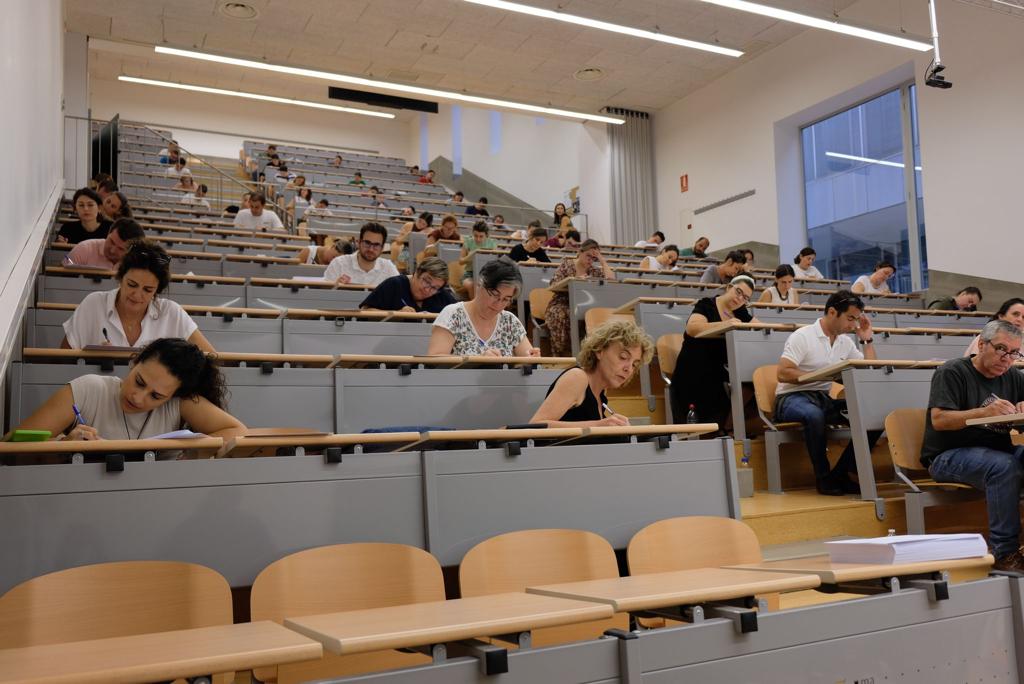 Oposiciones docentes, en una convocatoria anterior en Andalucía. - Oposiciones docentes, en una convocatoria anterior en Andalucía.