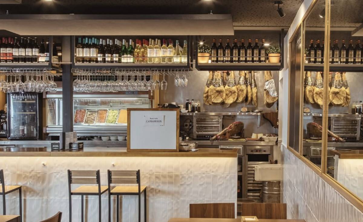 Un incendio en la cocina de Casa Aldana en Sevilla deja tres heridos: gran susto menos de un mes después de fallecer su fundador