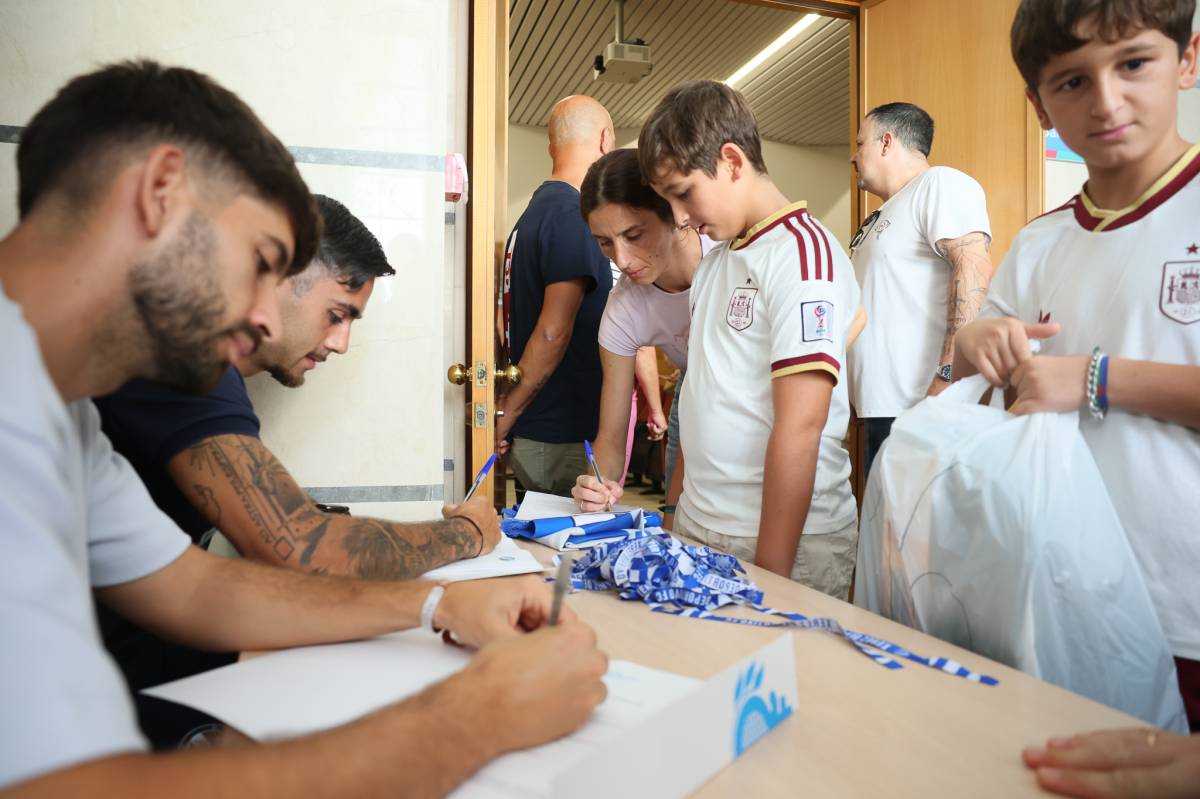 Entrega obra social vuelta al cole San Juan Grande 