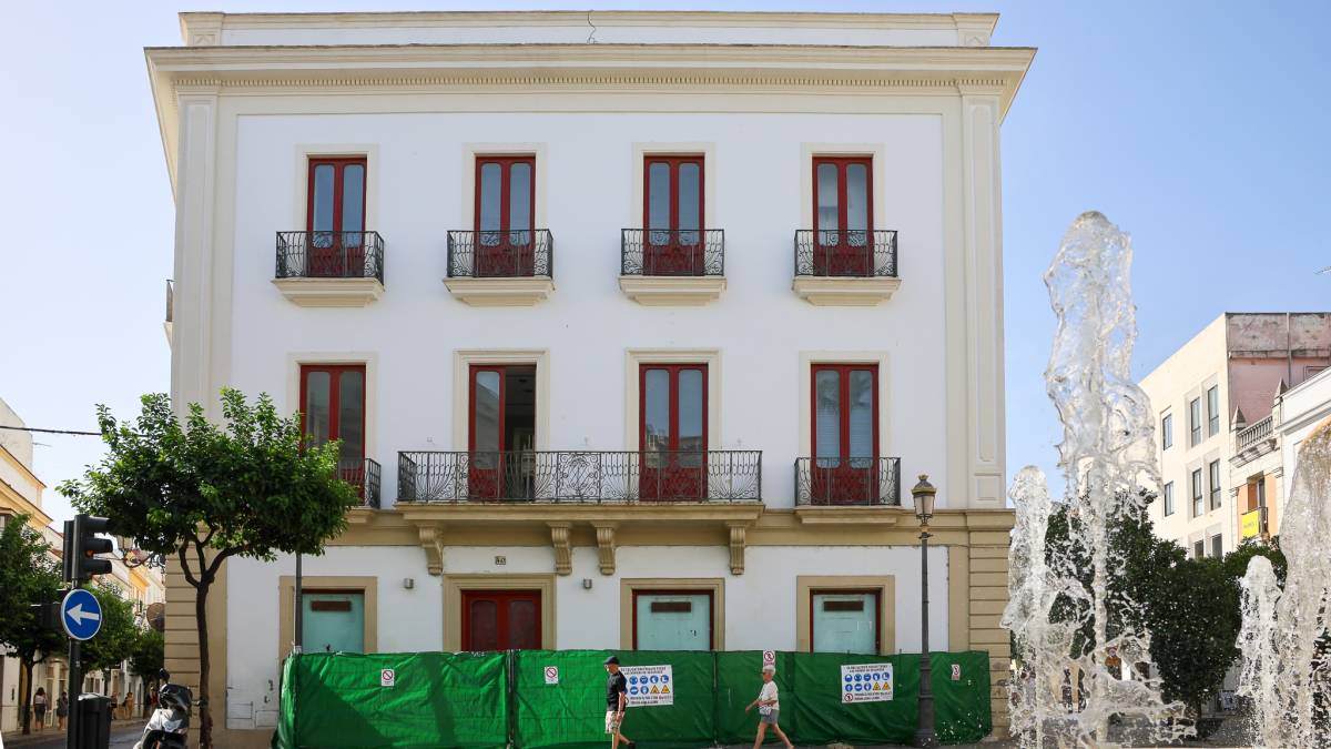 El icónico edificio de Zara en Jerez ya tiene fecha para 'renacer' con locales comerciales y un 'business center' único en Andalucía