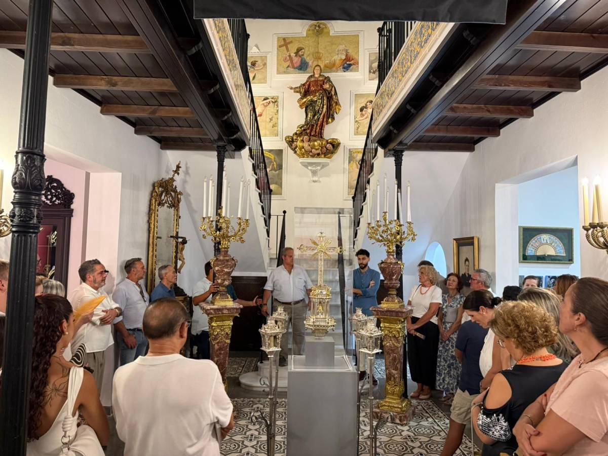Cantillana celebra el centenario de 'Plegaria a la Virgen de la Asunción' con una exposición de más de veinte artistas