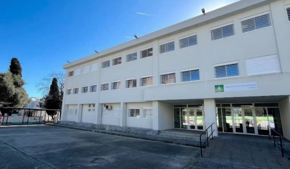 El PSOE de Jerez denuncia la avería del aire acondicionado del CEIP Tartessos y el Ayuntamiento responde que "alarma a la comunidad educativa"