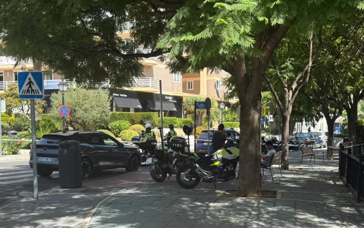 Tiroteo en plena 'Milla de Oro' de Marbella: un hombre herido de bala, tres detenidos y una agente lesionada