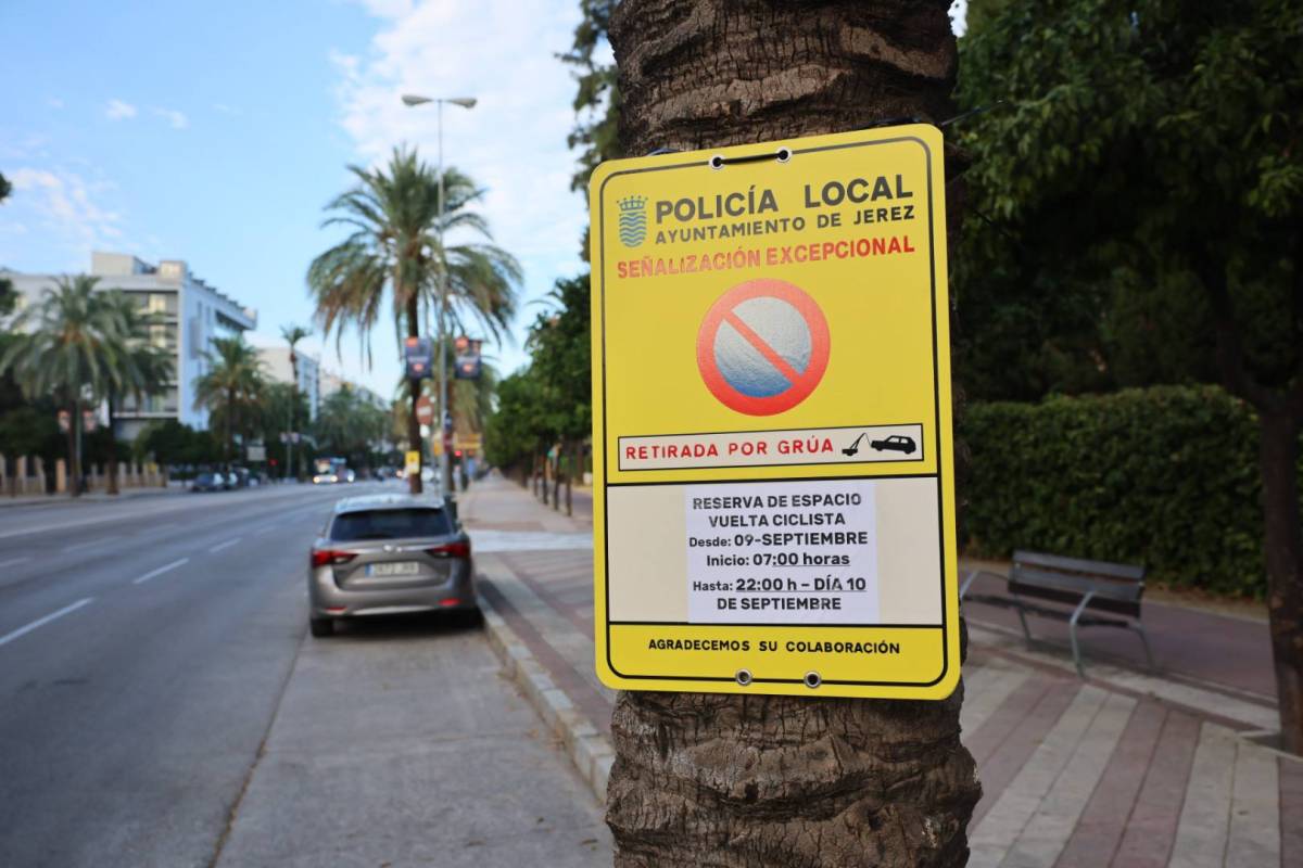 Todo listo en Jerez para la llegada de La Vuelta: estas son las calles cortadas, aparcamientos prohibidos y rutas alternativas