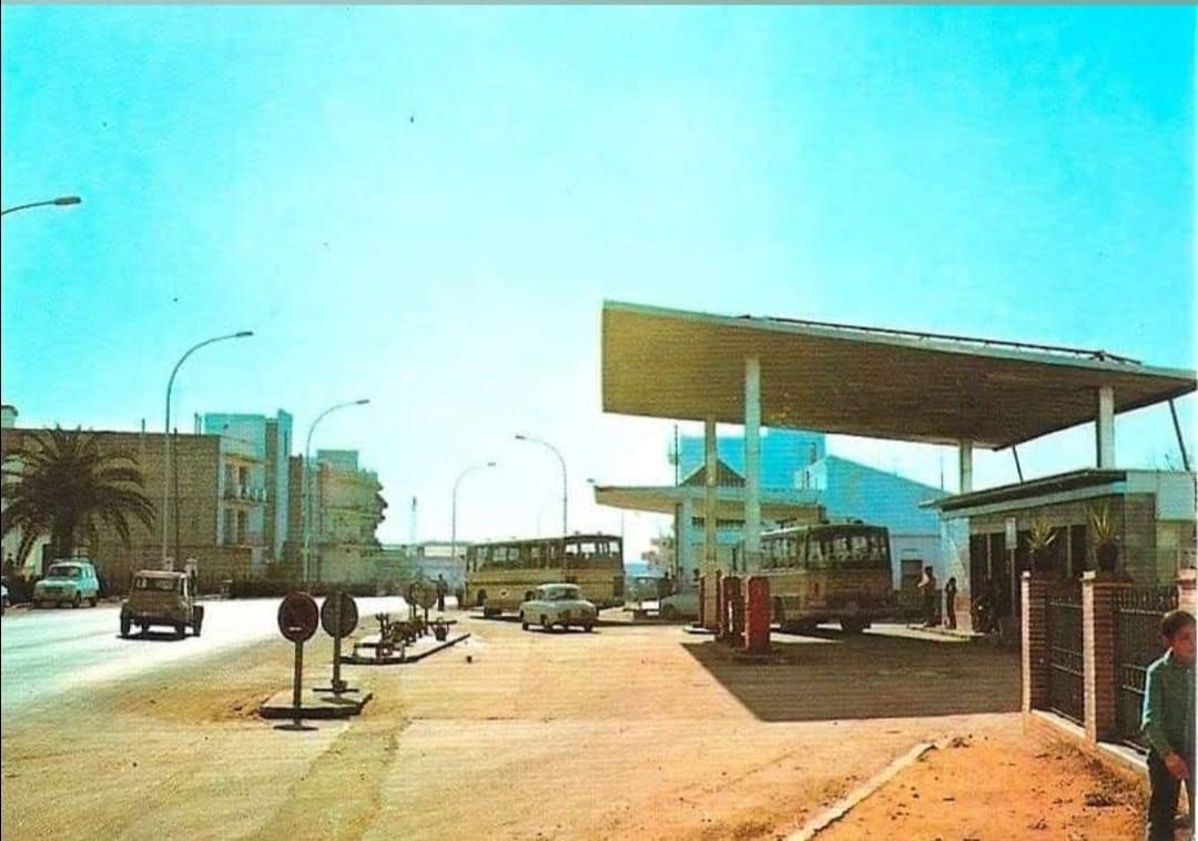 Los Palacios transformará el solar de su vieja gasolinera en el centro en urbanización de lujo con 87 aparcamientos