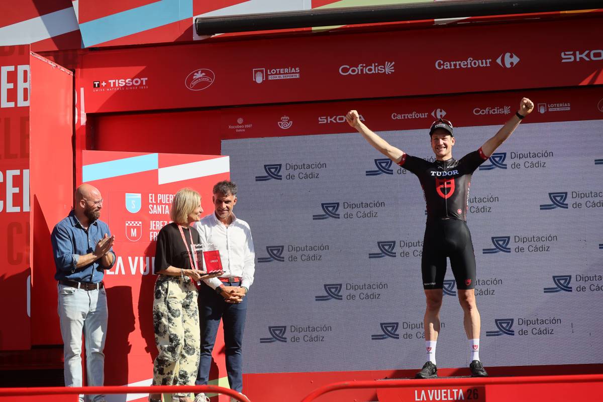 Jerez y El Puerto protagonizan una etapa en la que sale a cuenta por cada segundo del 'crono': 