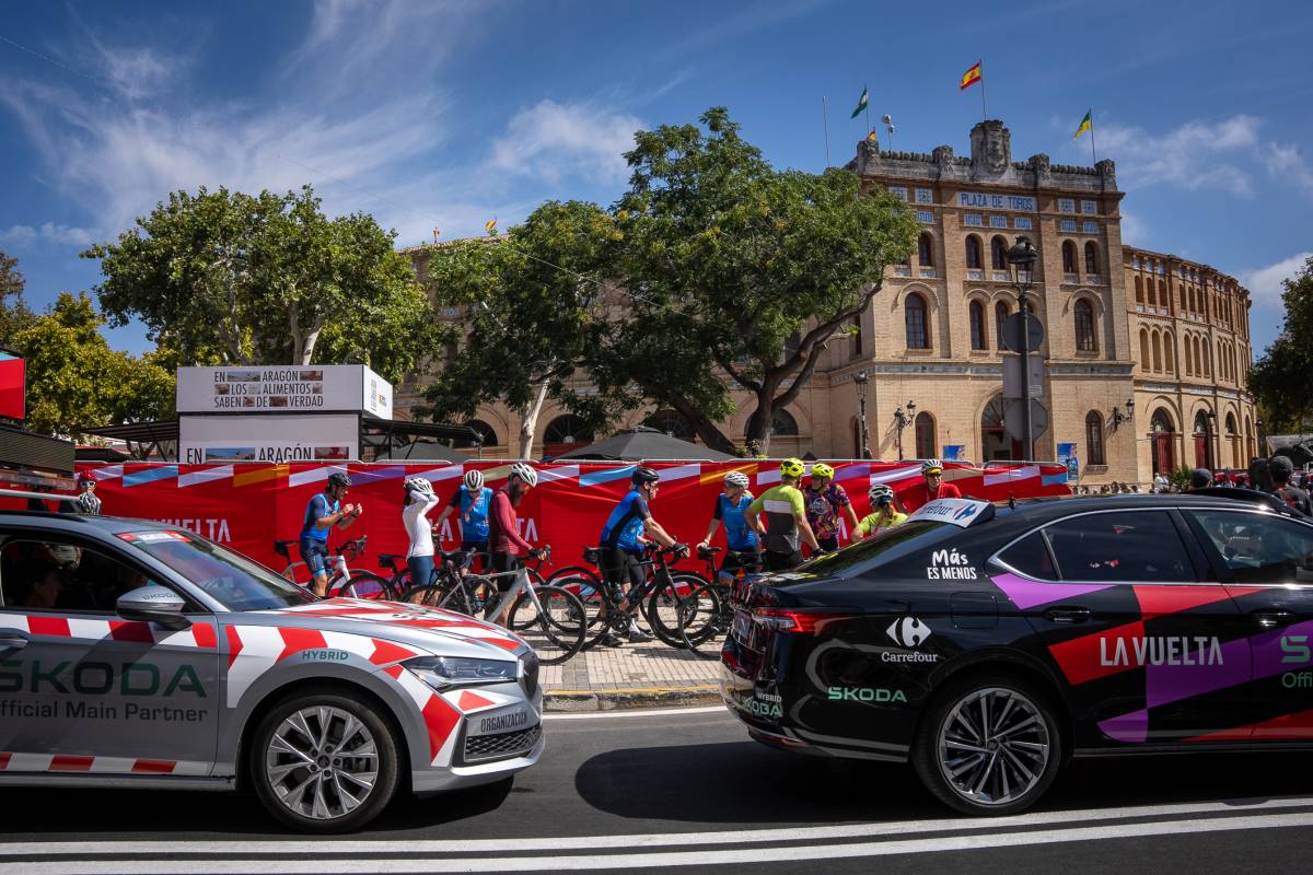 Las imágenes de La Vuelta en El Puerto: un espectáculo desde la plaza de toros