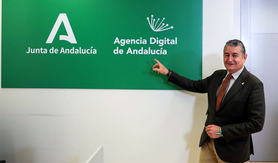 El consejero Antonio Sanz, en la Agencia Digital de Andalucía. - 