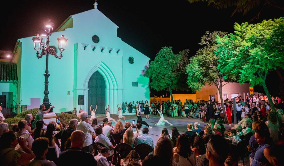 Alcalá de Guadaíra disfruta de su especial noche mágica en pleno septiembre: el Castillo vuelve a la vida por San Miguel