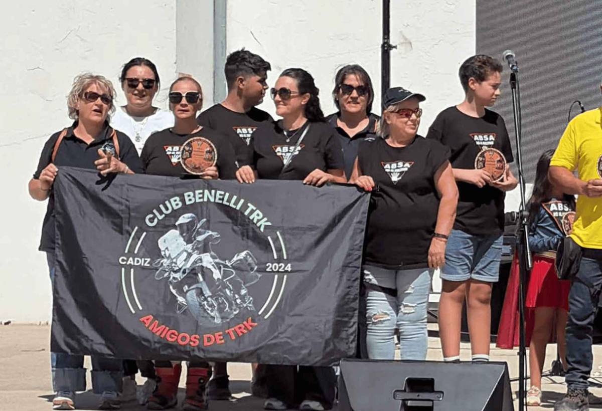 Un grupo de participantes en la ruta motera contra la violencia escolar. - Un grupo de participantes en la ruta motera contra la violencia escolar.