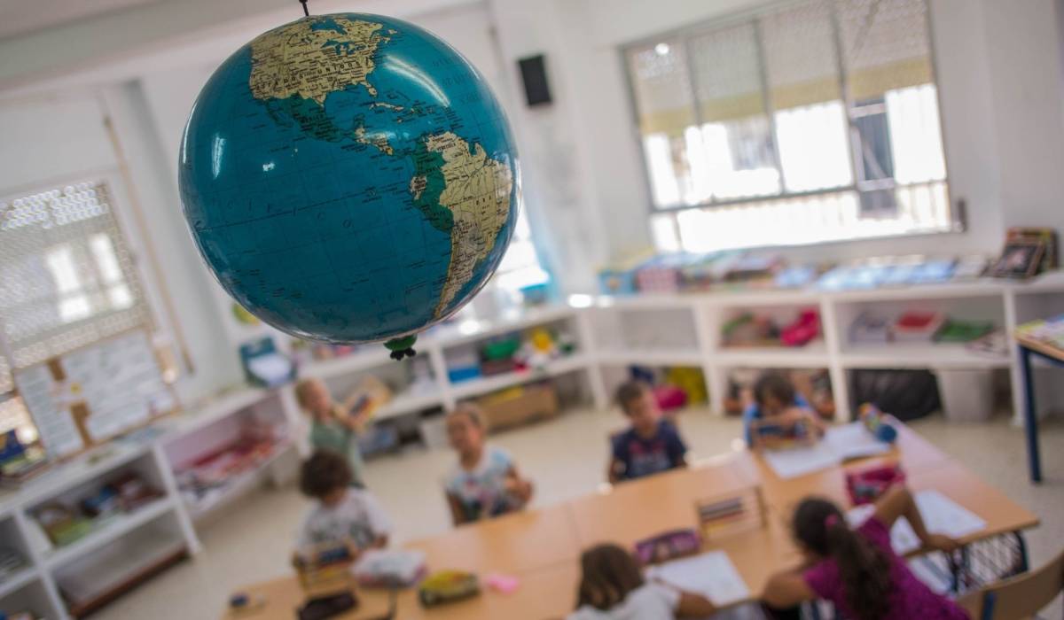 Cómo ahorrar hasta entre 600 y 900 euros en la vuelta al cole (dependiendo del tipo de niño y de qué puedes prescindir)