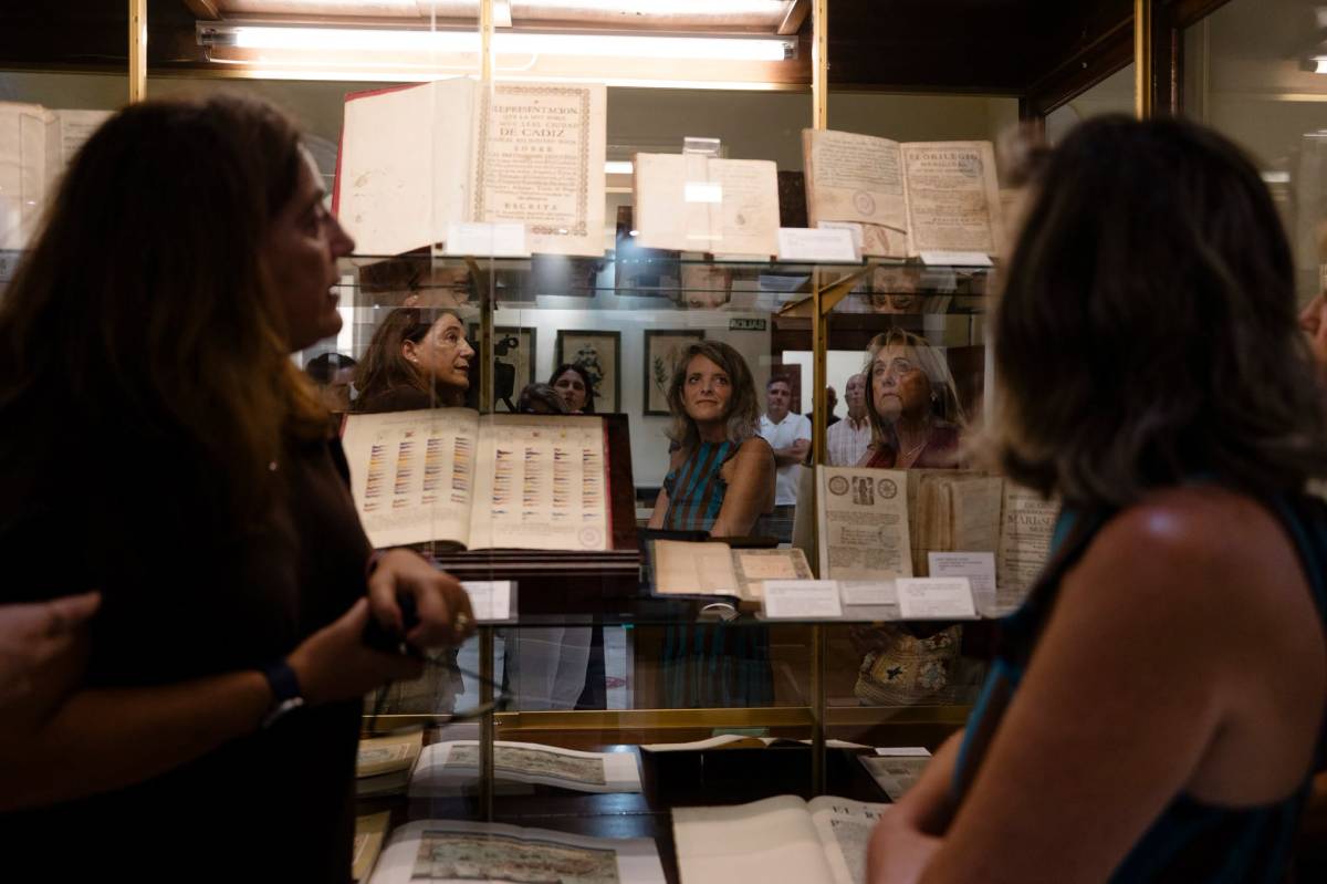 Patrimonio bibliográfico de Cádiz. - Patrimonio bibliográfico de Cádiz.