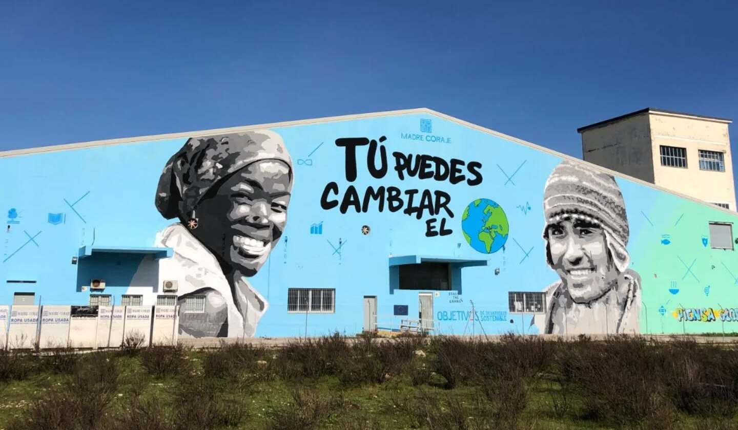Madre Coraje venderá en Jerez trajes de flamenca de segunda mano a precios rebajados desde este fin de semana