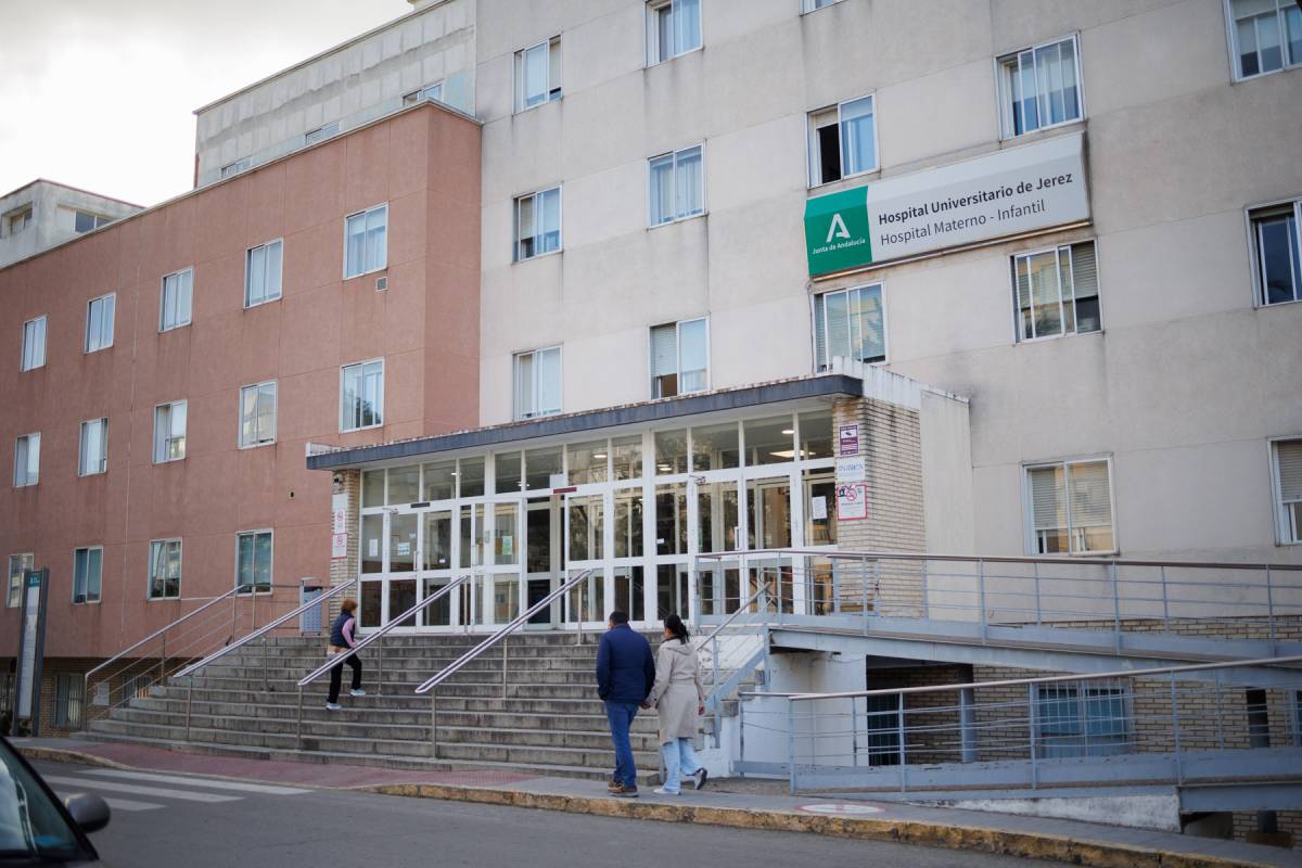 El SAS aparta a un sanitario en el Hospital de Jerez por acoso a tres compañeras