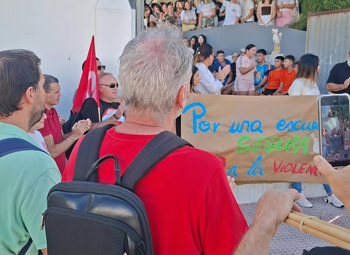 Un alumno da varios puñetazos y patadas a una profesora en un instituto de San Roque
