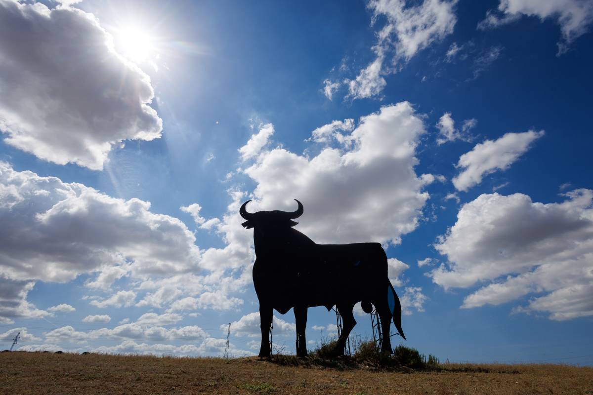 Toro de Osborne cuesta matajaca Jerez 